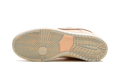 Nike SB Dunk Low Pro PRM "Guava Ice" FV5926 200