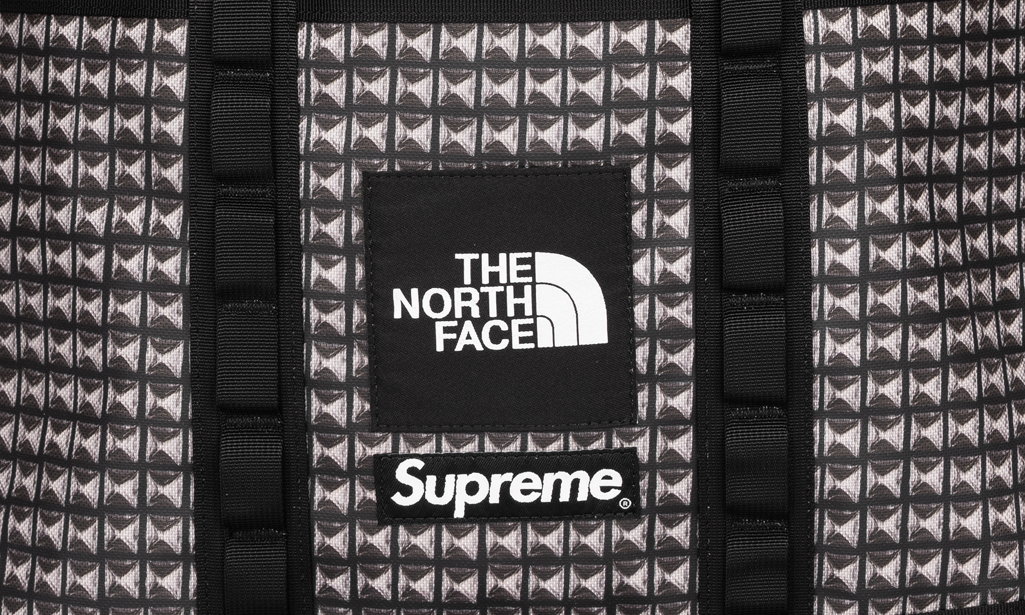 TNF Studded Explore Utility Tote "SS21" SU10302