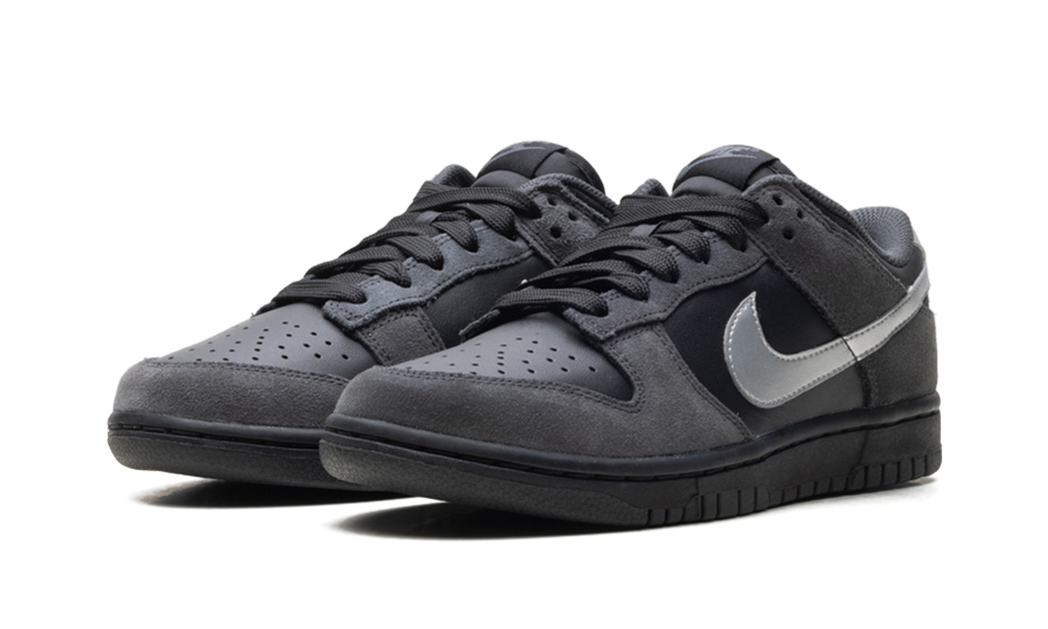 Dunk Low WMNS "Anthracite / Metallic Silver" II7636 001