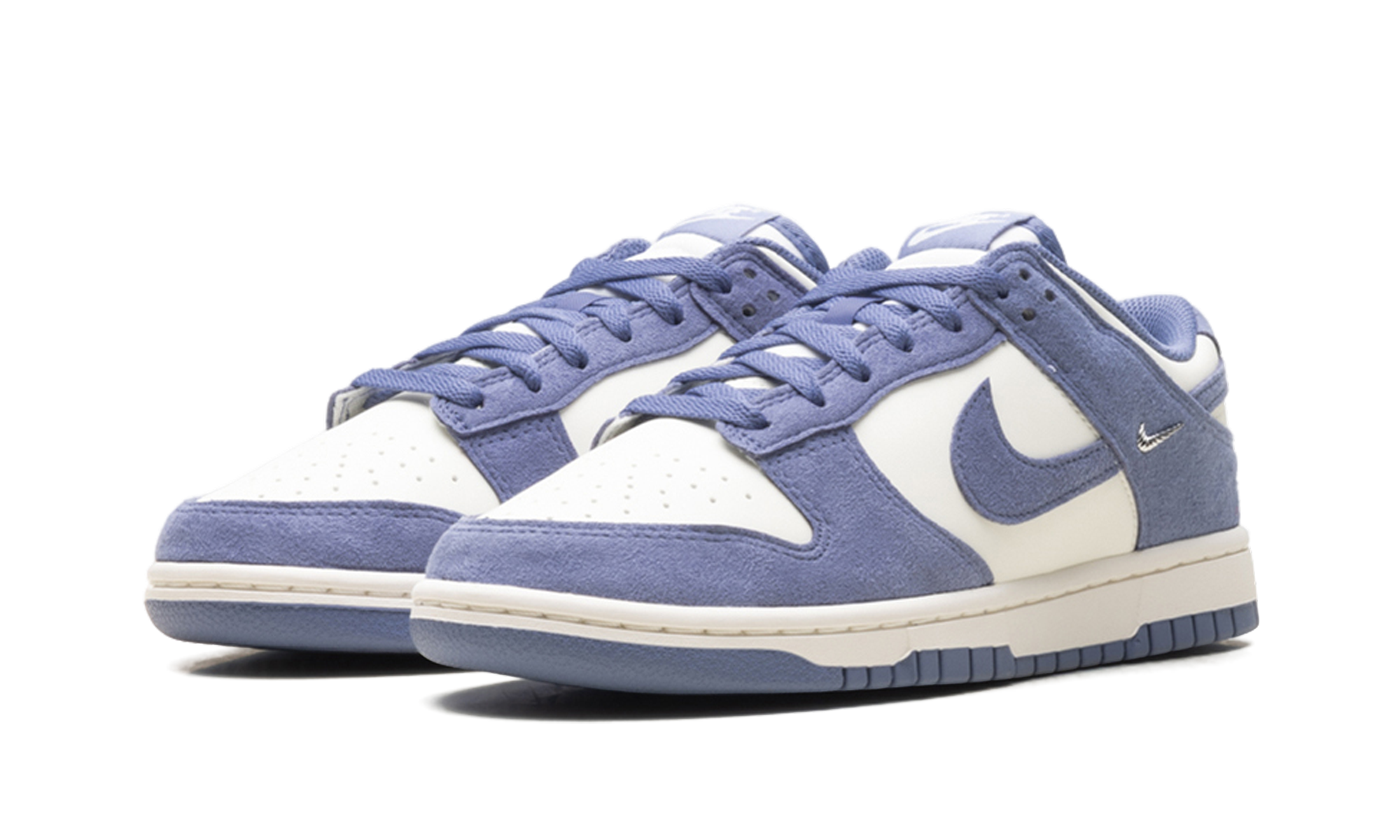 Dunk Low WMNS "World Indigo Mini Swoosh" IB4417 103
