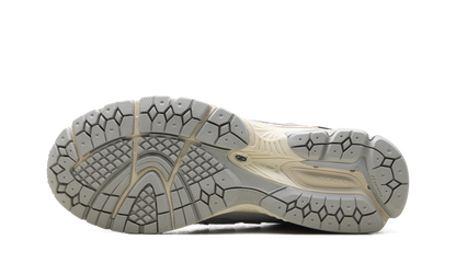 1906R "Beige Light Grey White" M1906RLZ