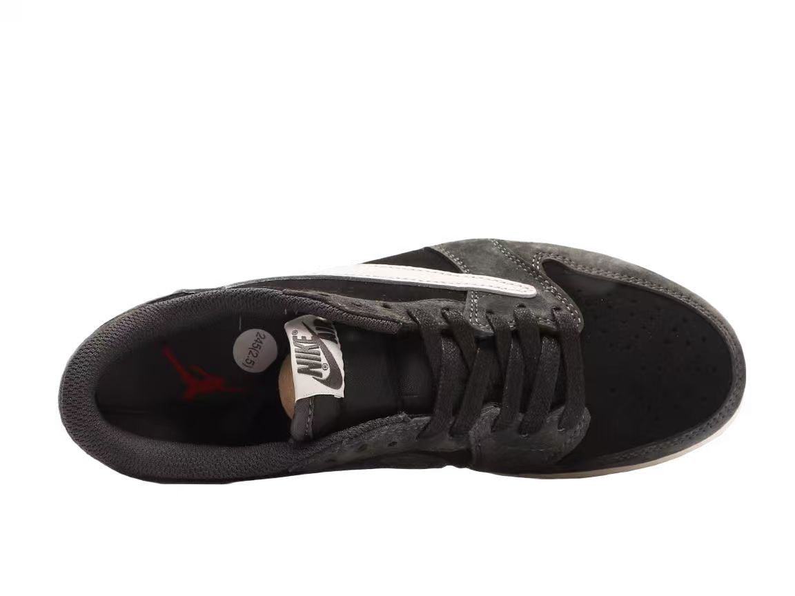 Travis Scott x Nike Air Jordan 1 Low”Black/Phantom”