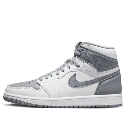 Air Jordan 1 Retro High OG ‘Stealth’