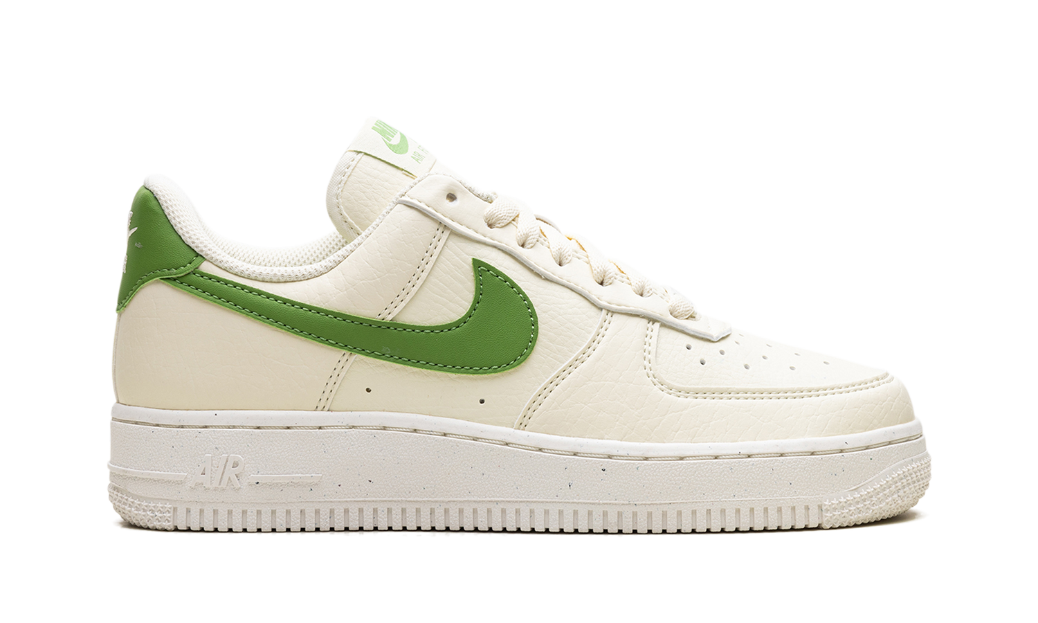 NIKE AIR FORCE 1 &