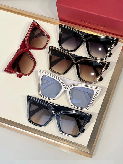 New Season $810 VALENTINO V - GRACE OVERSIZED CATEYE ACETATE FRAME Sunglasses✨