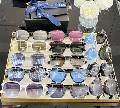 DIOR HOMME Dior BlackSuit RI DM 40010I Sunglasses ✨