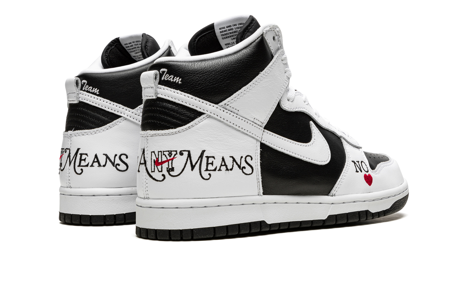 SB Dunk High "Supreme - By Any Means - White/Black" DN3741 002