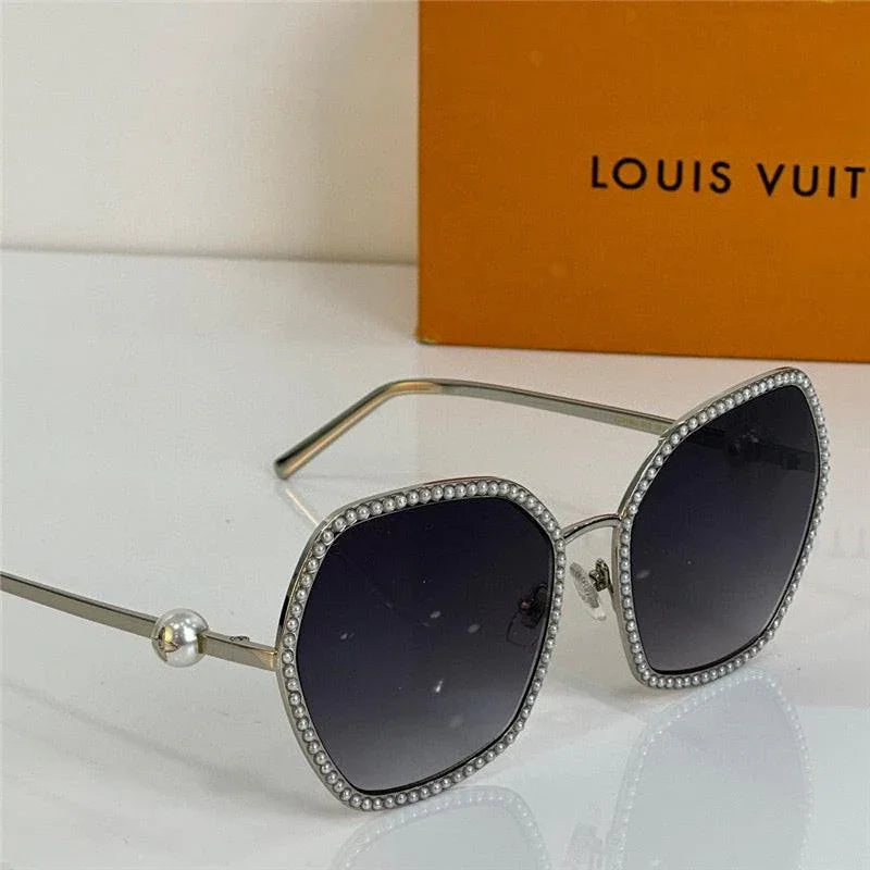 Louis Vuitton LV Signature Z2016U LV Pearl Round Sunglasses✨