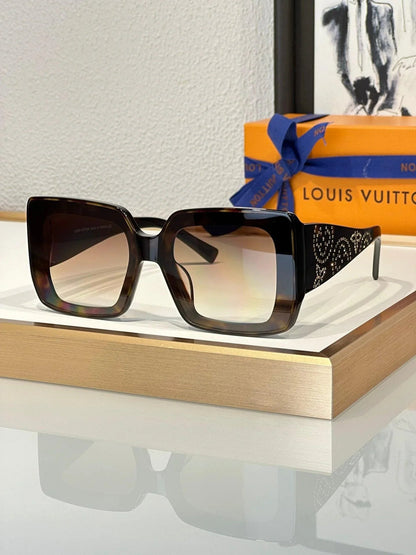 Louis Vuitton Women&