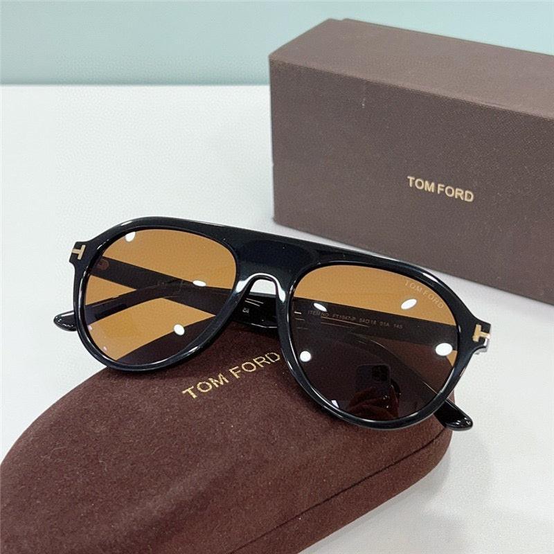 TOM FORD Pilot Horn TF1047 Private Collection Sunglasses $1100 ✨