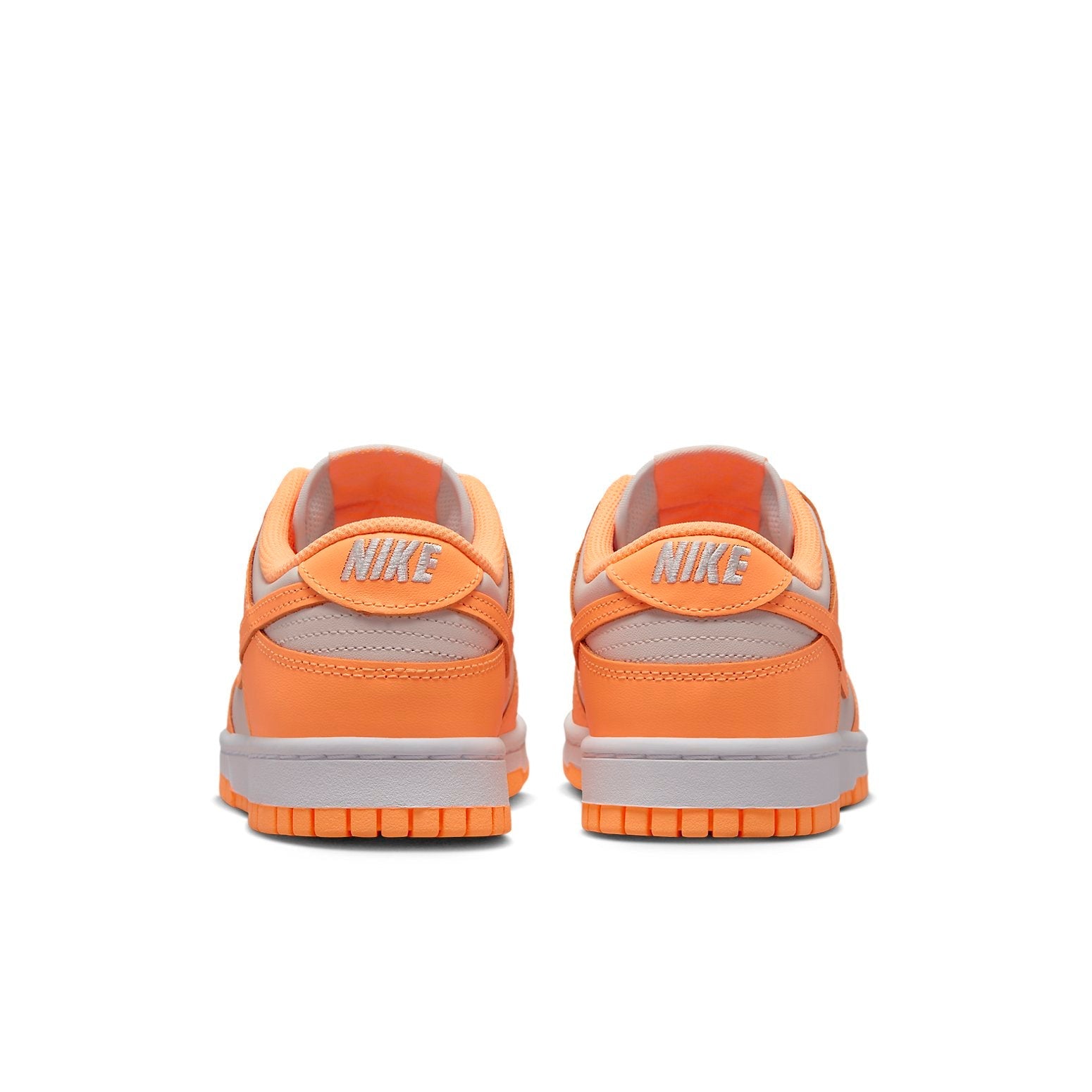 Nike Dunk Low ‘Peach Cream’