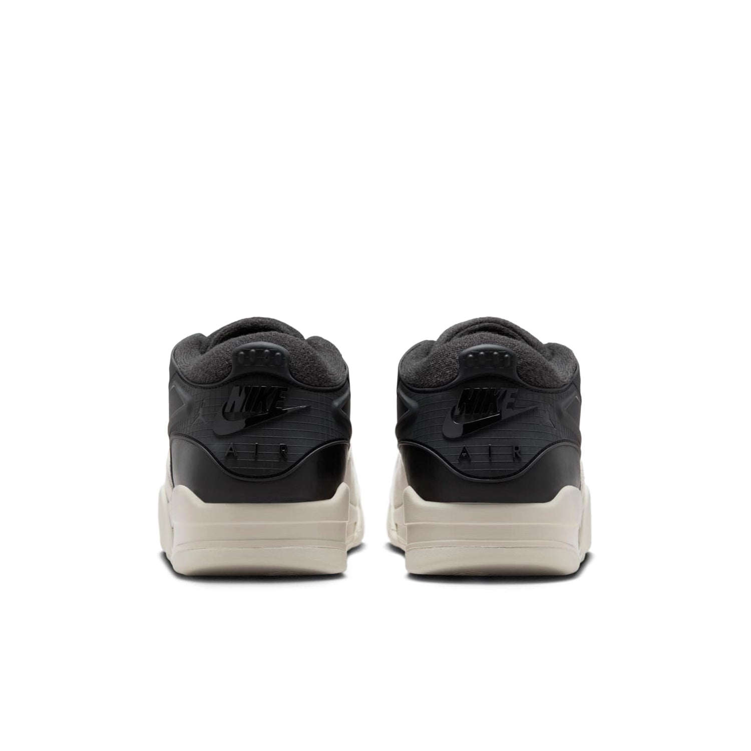 Air Jordan 4 RM ‘Black Light Bone’