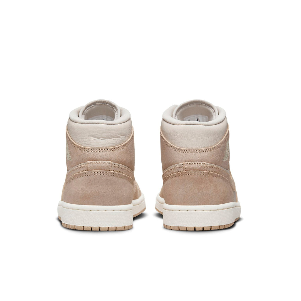 Air Jordan 1 Mid SE ‘Legend Light Brown’