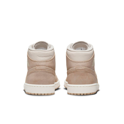 Air Jordan 1 Mid SE ‘Legend Light Brown’