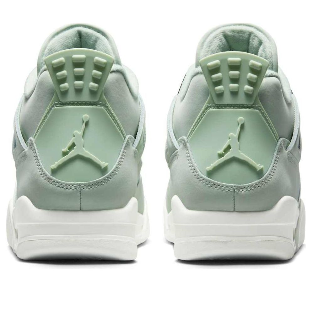 Air Jordan 4 Retro ‘Seafoam Sail’