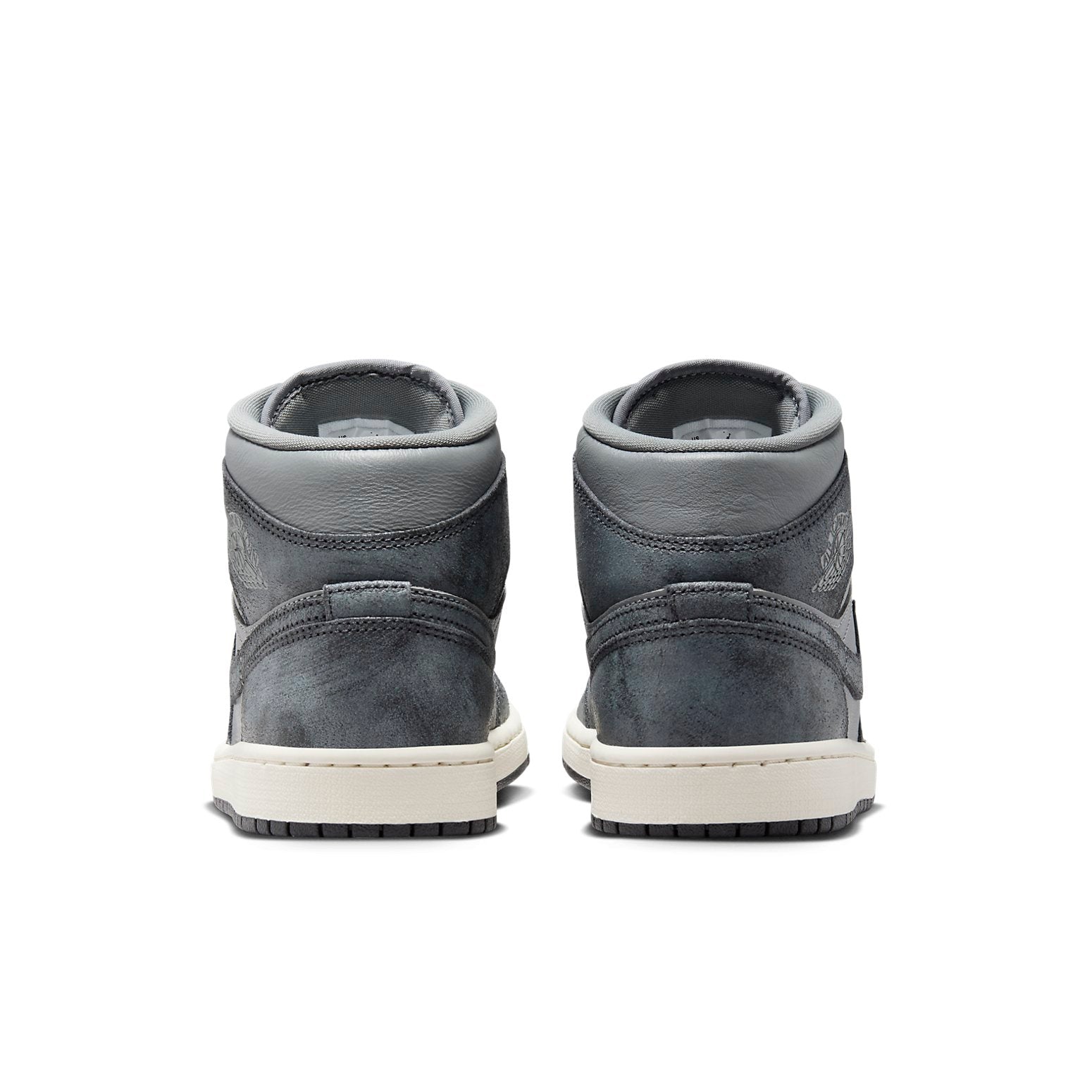 Air Jordan 1 Mid ‘Distressed Smoke Grey’