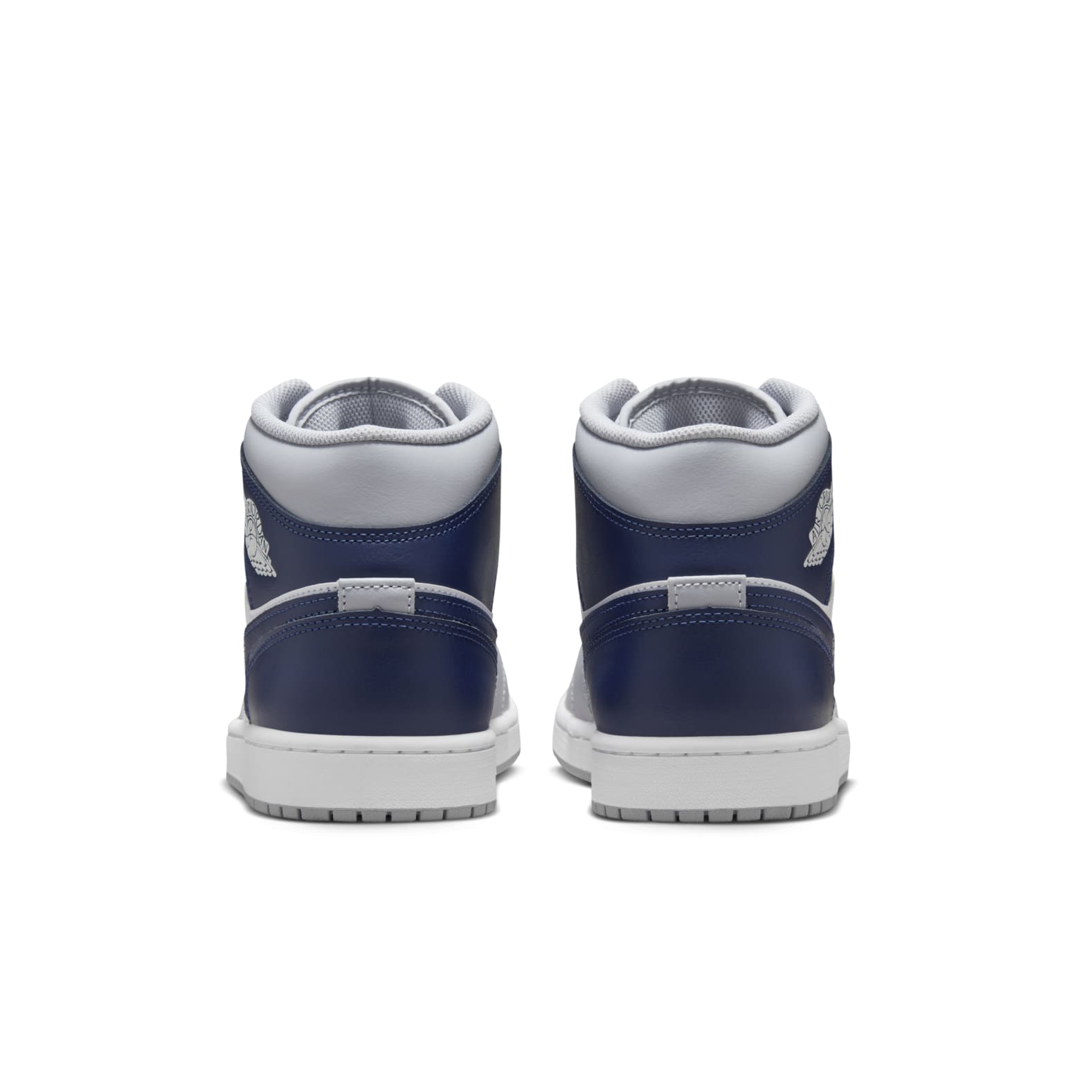 Air Jordan 1 Mid ‘Wolf Grey Midnight Navy’
