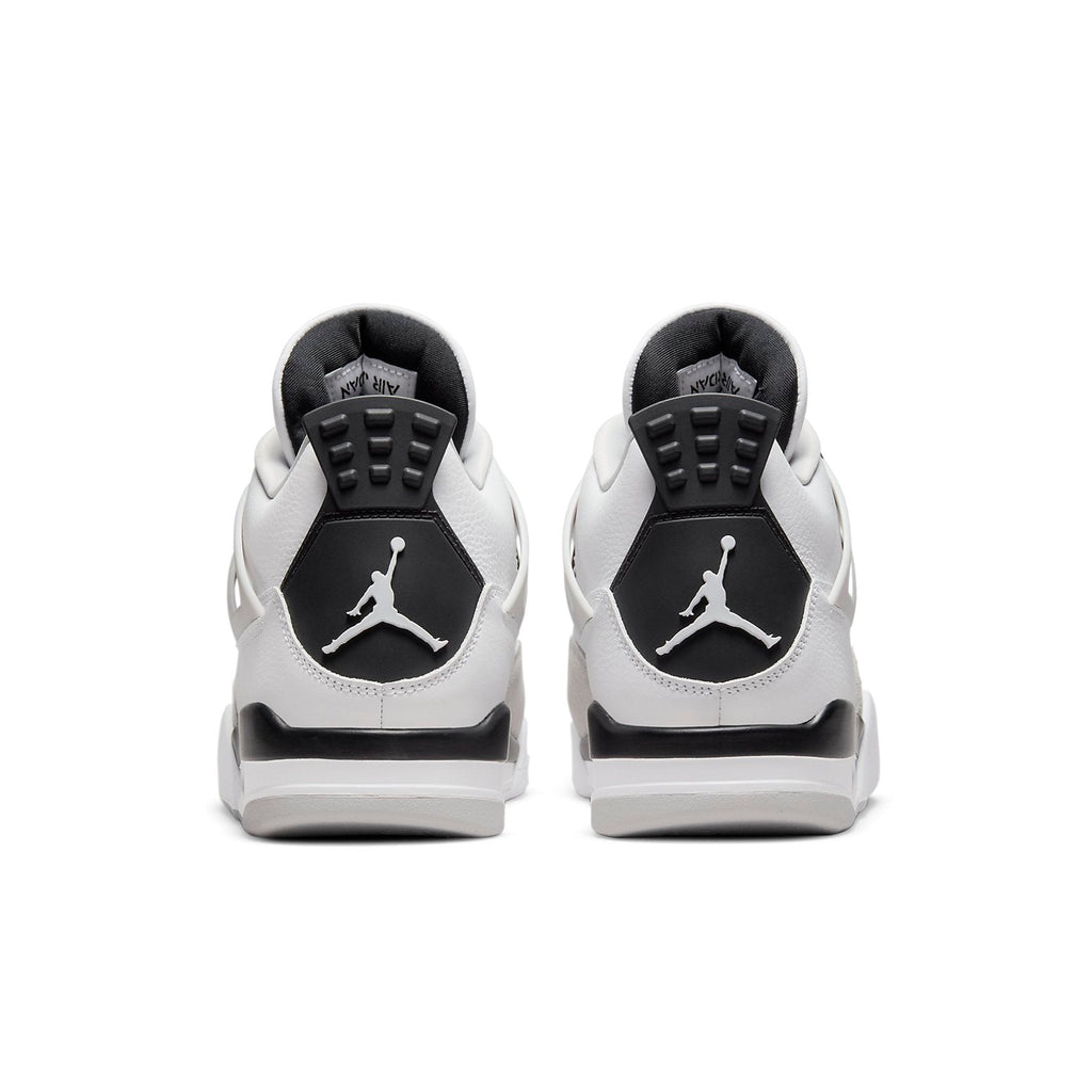Air Jordan 4 Retro ‘Military Black’