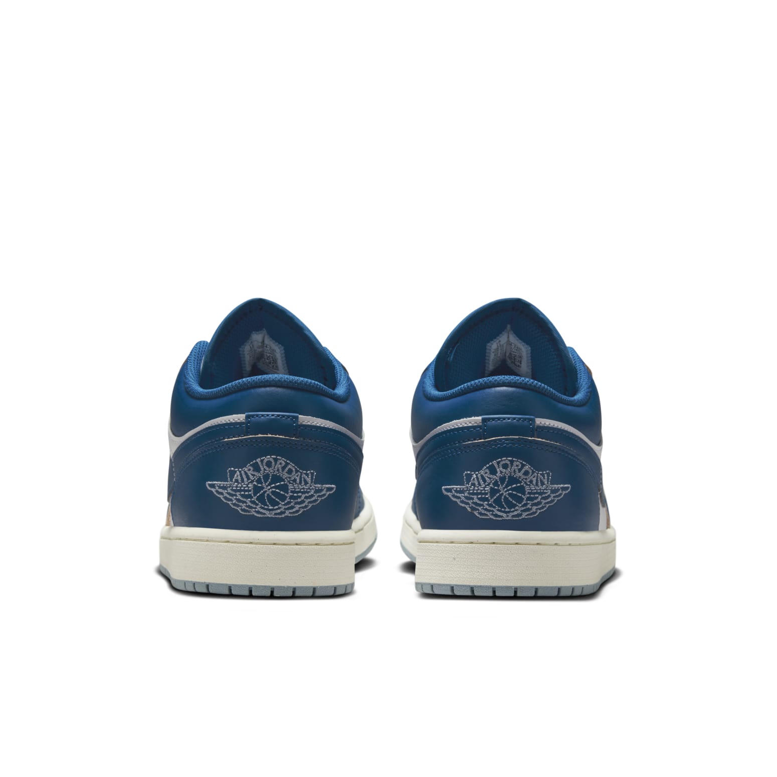 Air Jordan 1 Low SE ‘Industrial Blue’