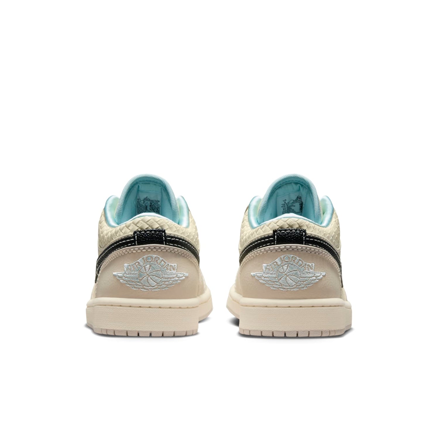 Air Jordan 1 Low SE ‘Sanddrift’