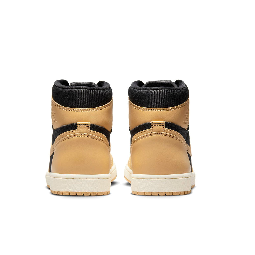Air Jordan 1 Retro High OG ‘Heirloom’