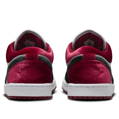 Air Jordan 1 Low SE ‘Velvet Black Toe’