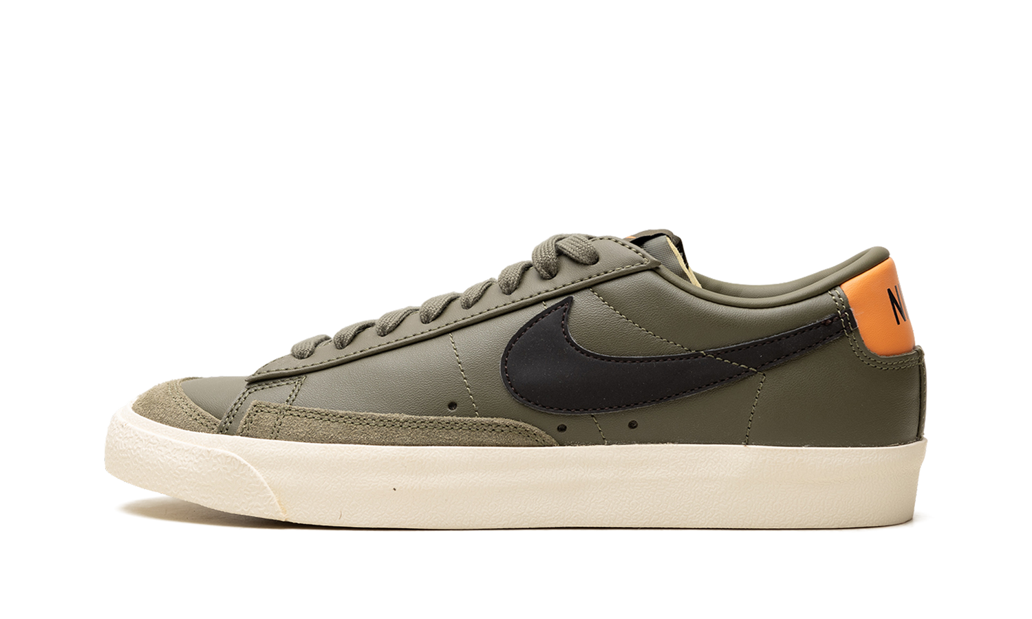 BLAZER LOW 77 WMNS "Orange" DC4769-201