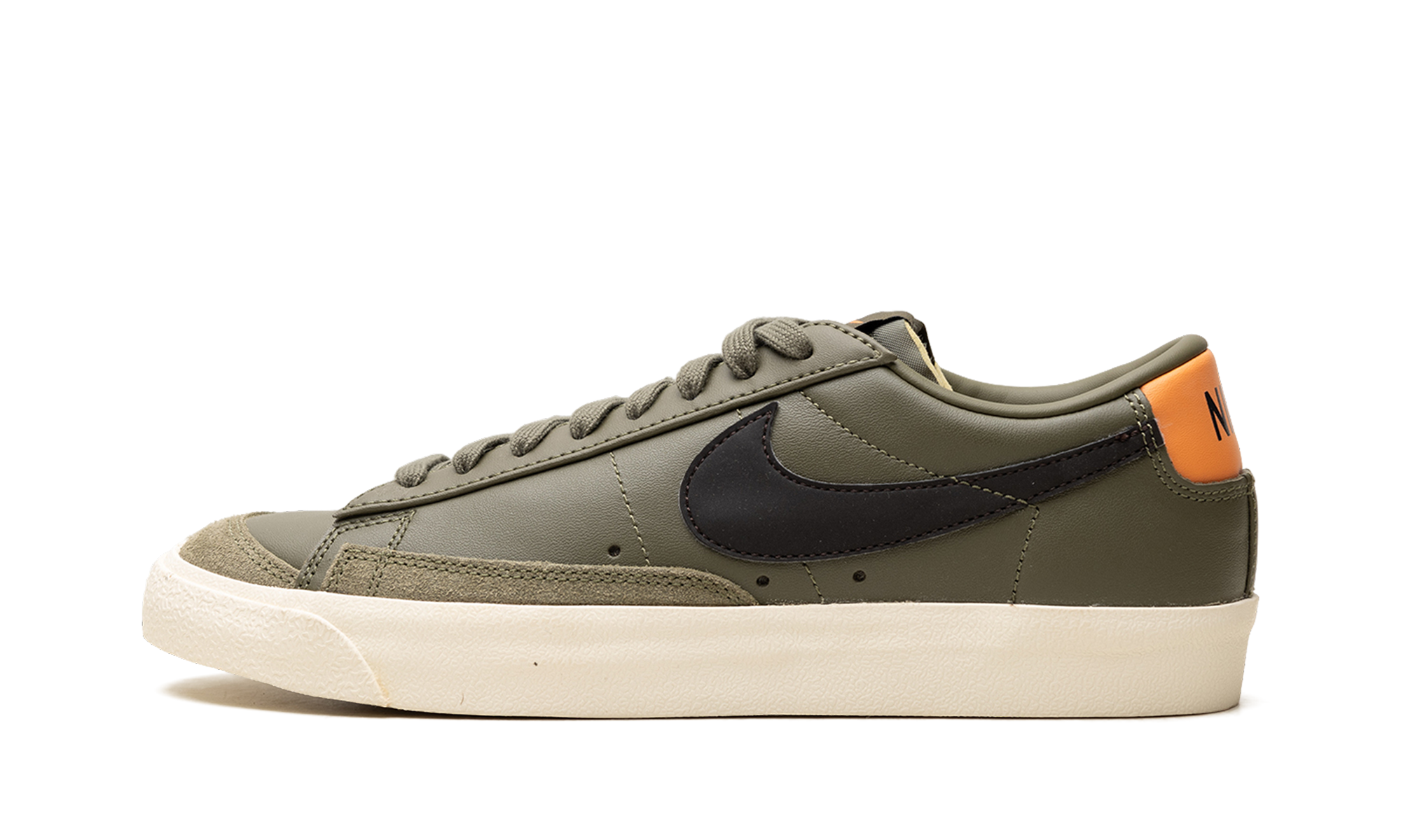 BLAZER LOW 77 WMNS "Orange" DC4769-201