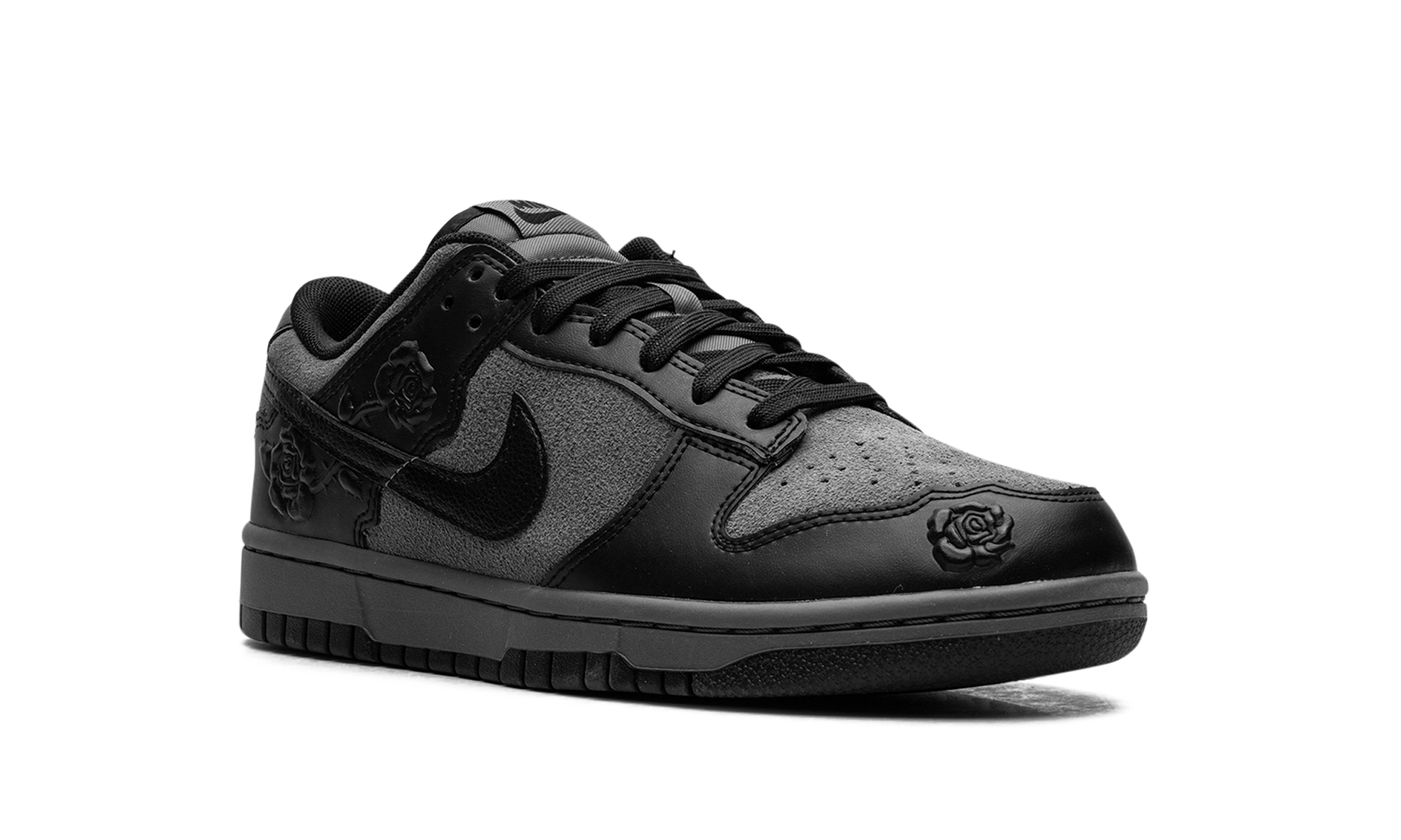 Dunk Low WMNS "Black Roses" HF1986 001