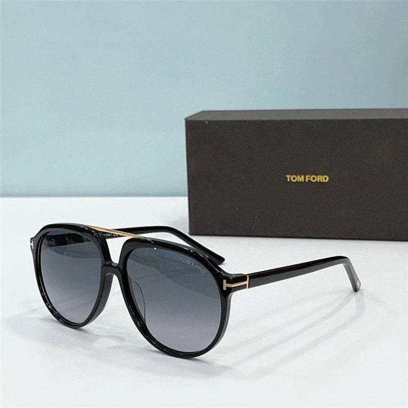 TOM FORD ARCHIE TF1079 Sunglasses 🔱