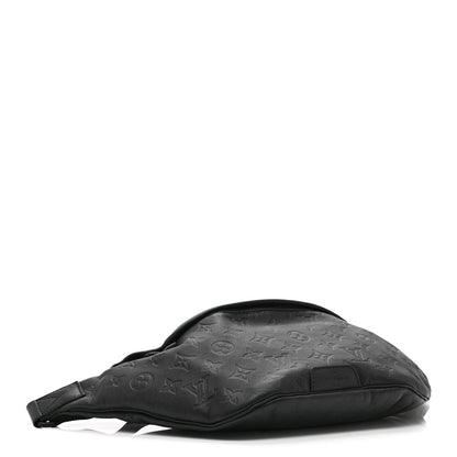 Calfskin Monogram Shadow Discovery Bumbag Black