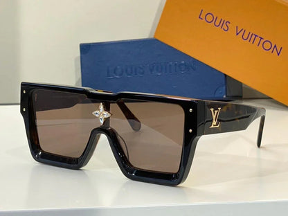 Louis Vuitton Limited Edition CYCLONE  Sunglasses ✨