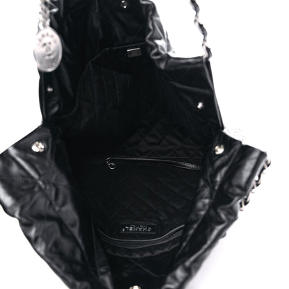 Shiny Calfskin Quilted Chanel 22 Black