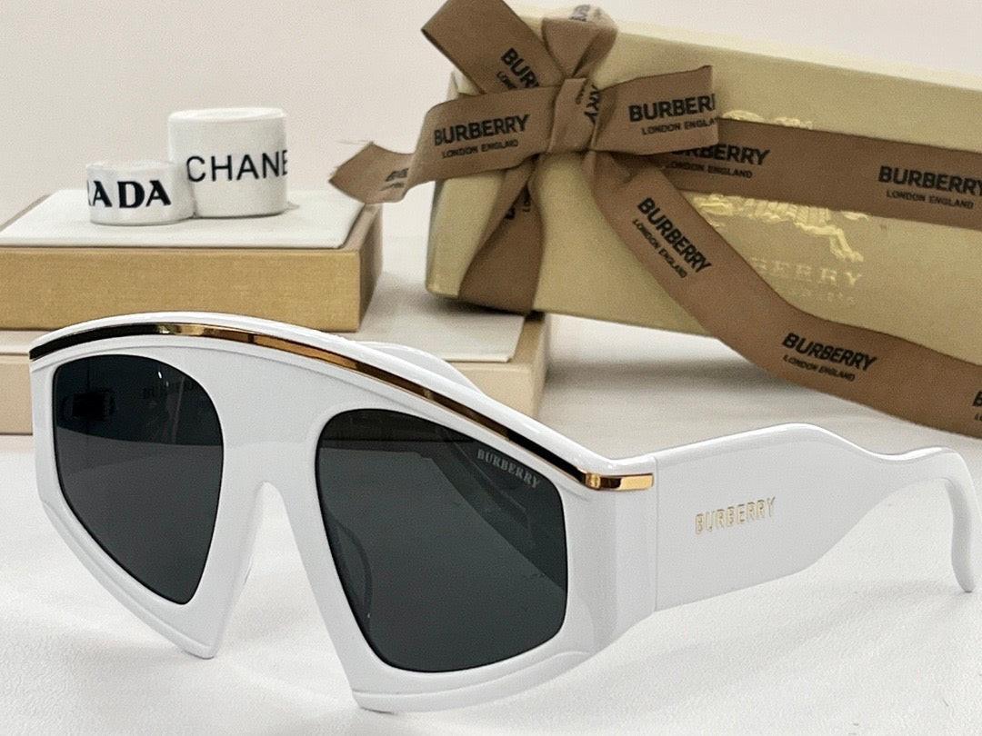 BURBERRY 4353/3969/8 Brooke Women's Sunglasses✨