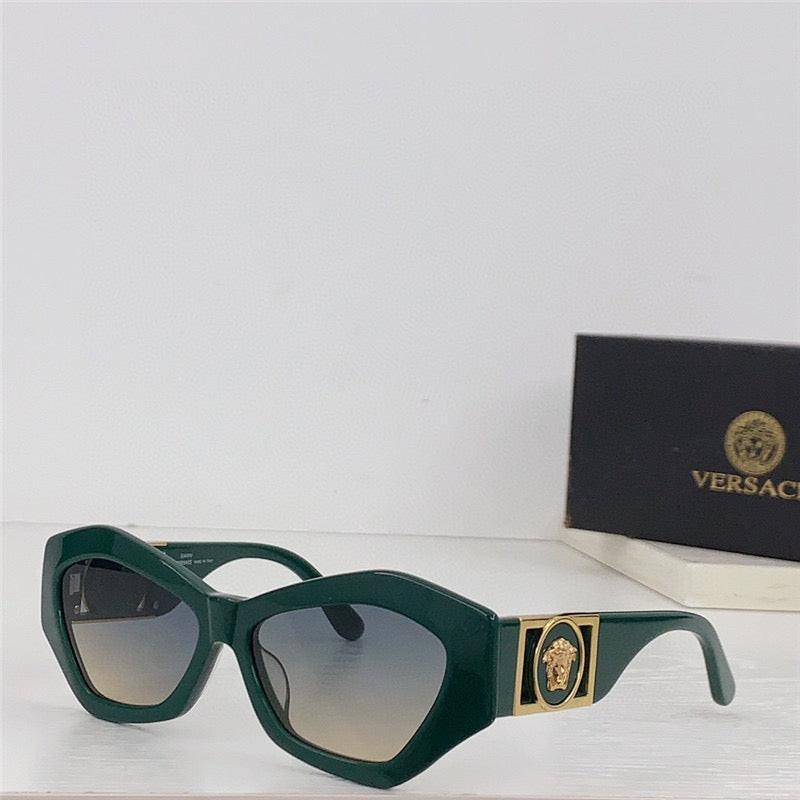 Ultra RaRe VINTAGE VERSACE SUNGLASSES MOD.421/B   ✨