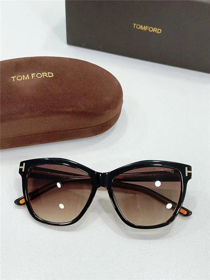 TOM FORD LUCIA TF1087 05D Polarised Sunglasses ✨