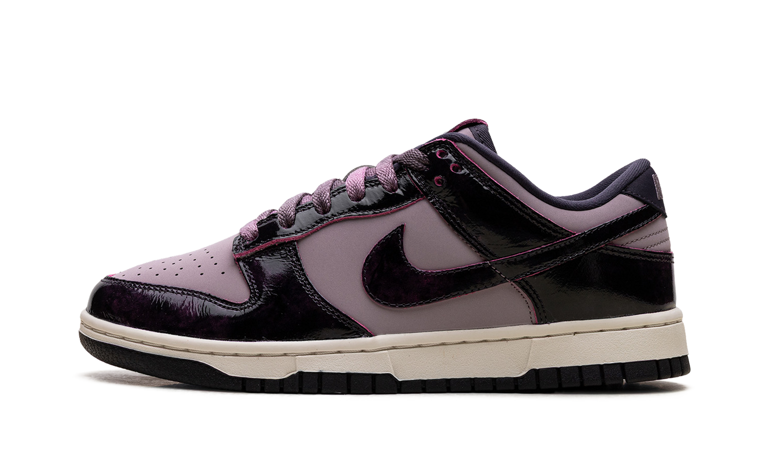 Dunk Low SE WMNS "Panda-Monium Pack - Light Violet Ore" HQ1918 200