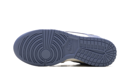 Dunk Low WMNS "World Indigo Mini Swoosh" IB4417 103