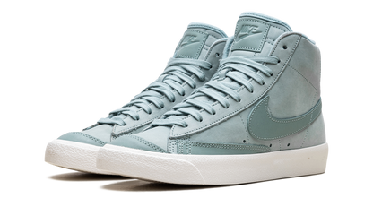 Blazer Mid WMNS "Mineral" DQ7572 300