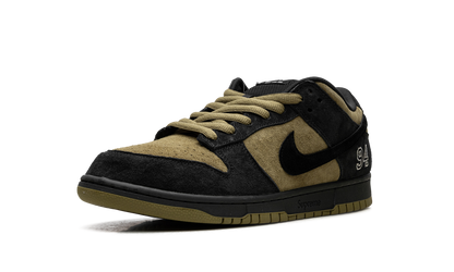 SB Dunk Low "Supreme - Camper Green" HQ8487 300