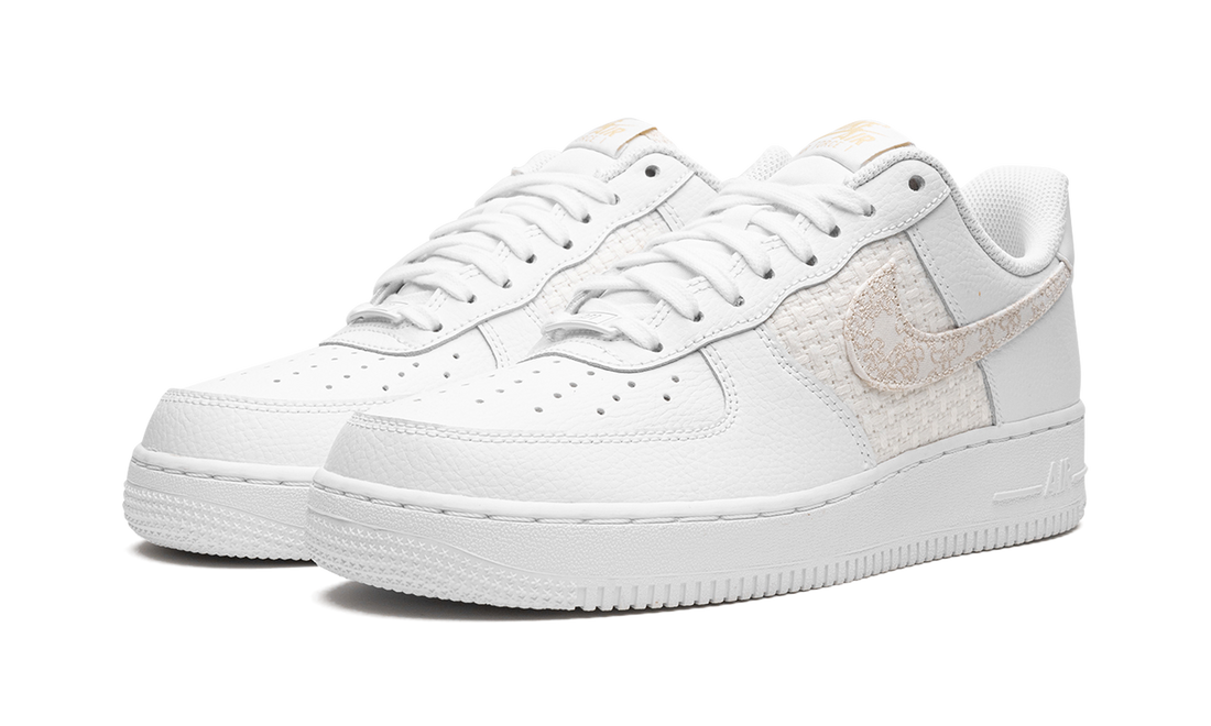 AIR FORCE 1 &