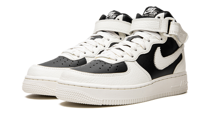 AIR FORCE 1 &