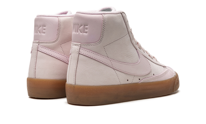 BLAZER MID PREMIUM WMNS "Pearl Pink/Gum" DQ7572 600