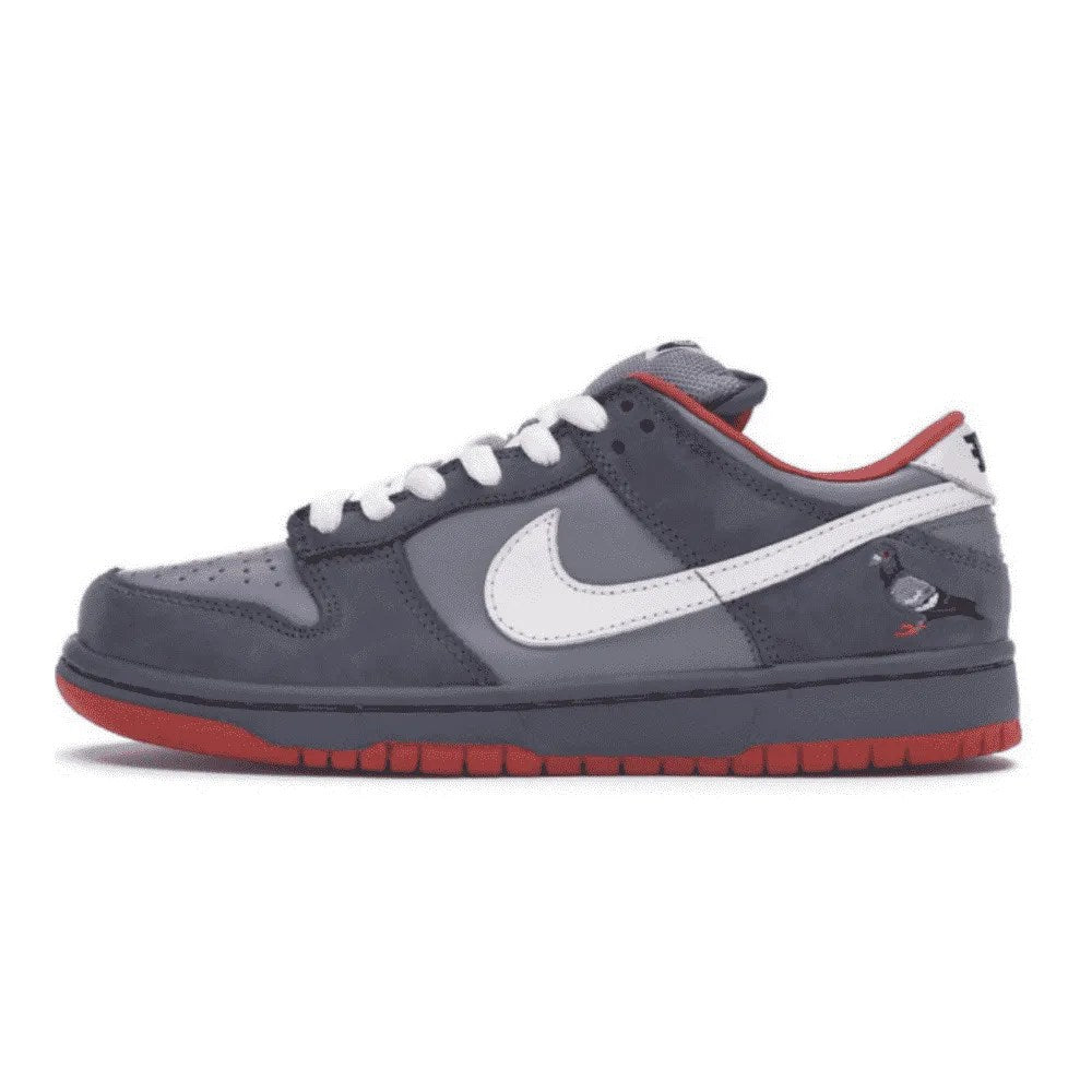 Nike SB Dunk Low Staple NYC Pigeon Main image