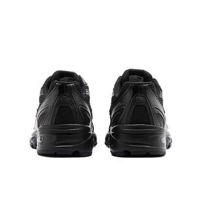 740 TRIPLE BLACK
