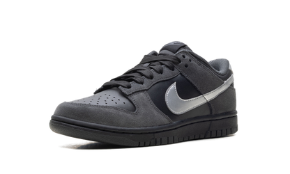 Dunk Low WMNS "Anthracite / Metallic Silver" II7636 001
