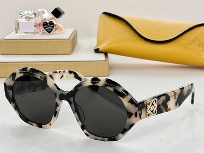 LOEWE Half Moon Women&