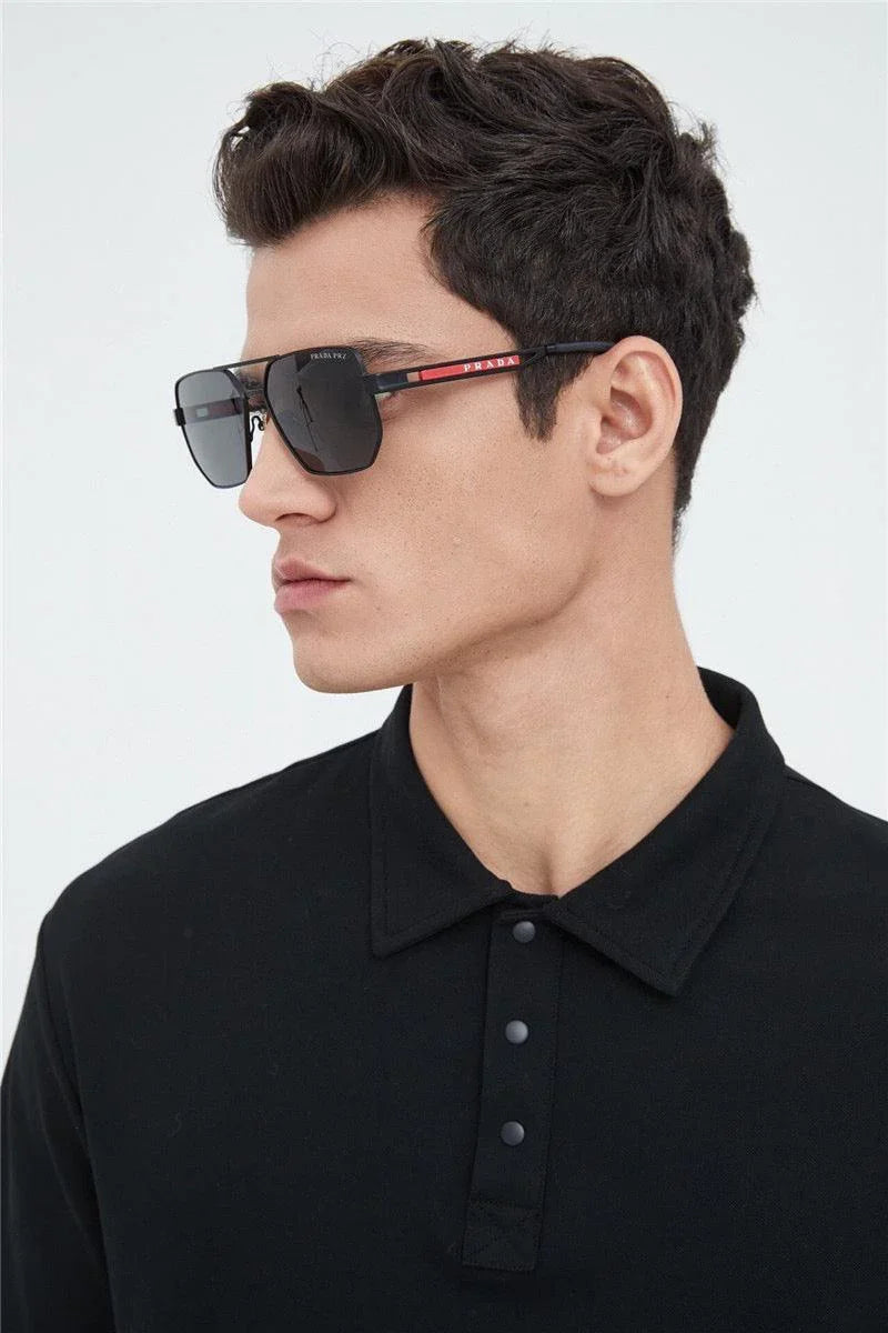 Prada Men's  Black / Silver Grey Lens Aviator 51-18🖤