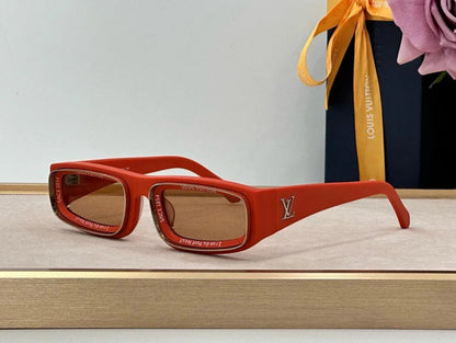 Louis Vuitton Z2388E Runway Super Vision Low Square Sunglasses ✨