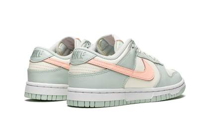DUNK LOW WMNS "Barely Green" DD1503 104